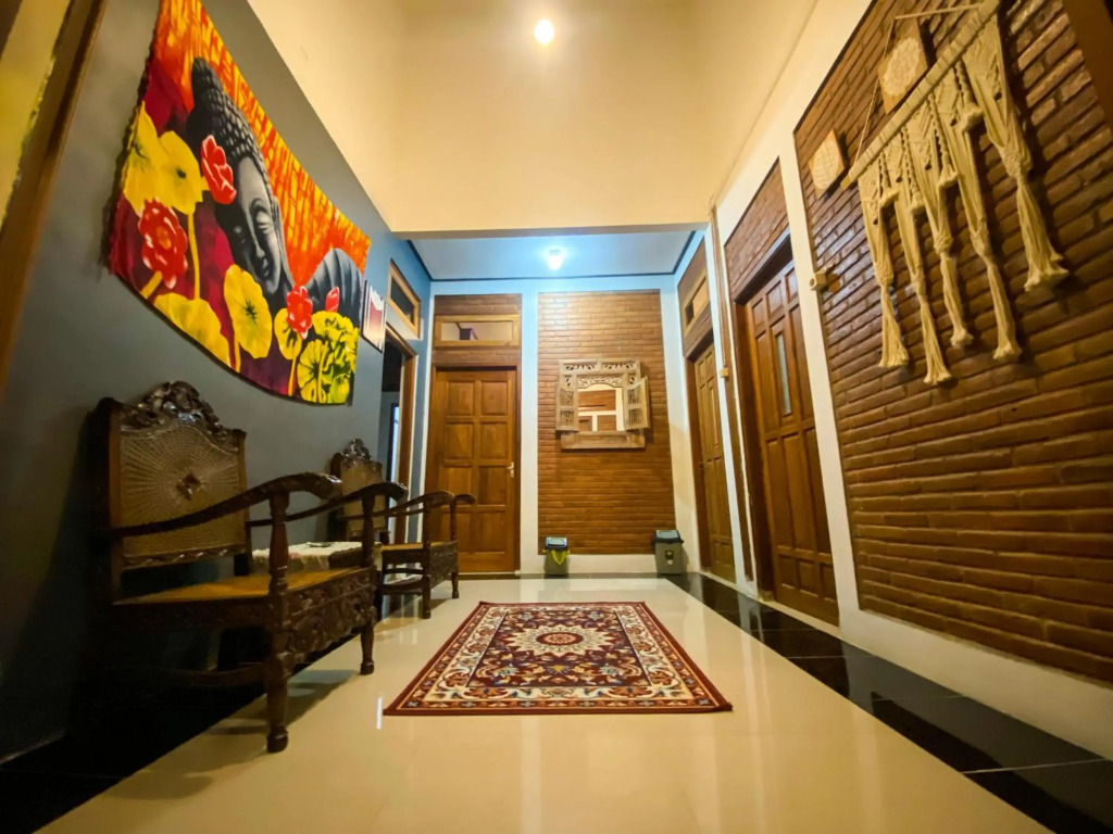 Omah Tukangan Homestay