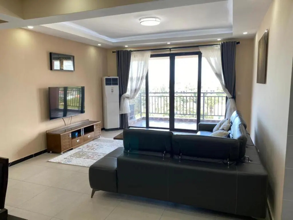 2 bedroom apartment with a great Sea view, palm Village