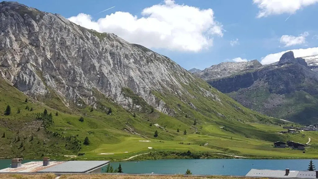 Studio 50 m du funiculaire et pistes