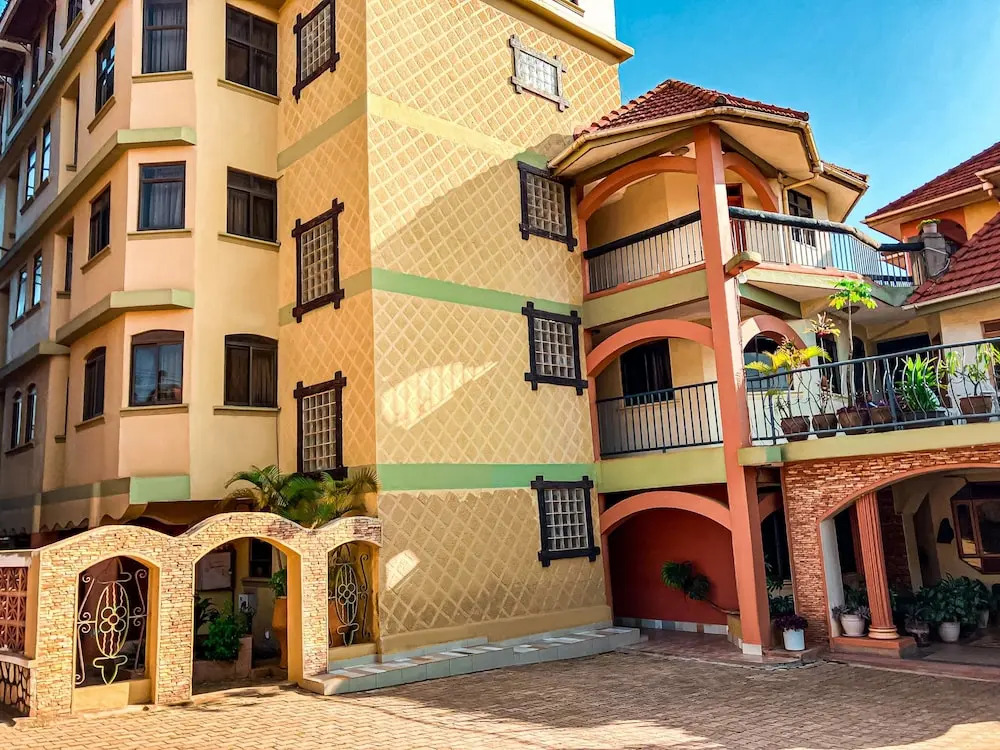 Rwizi Arch Hotel