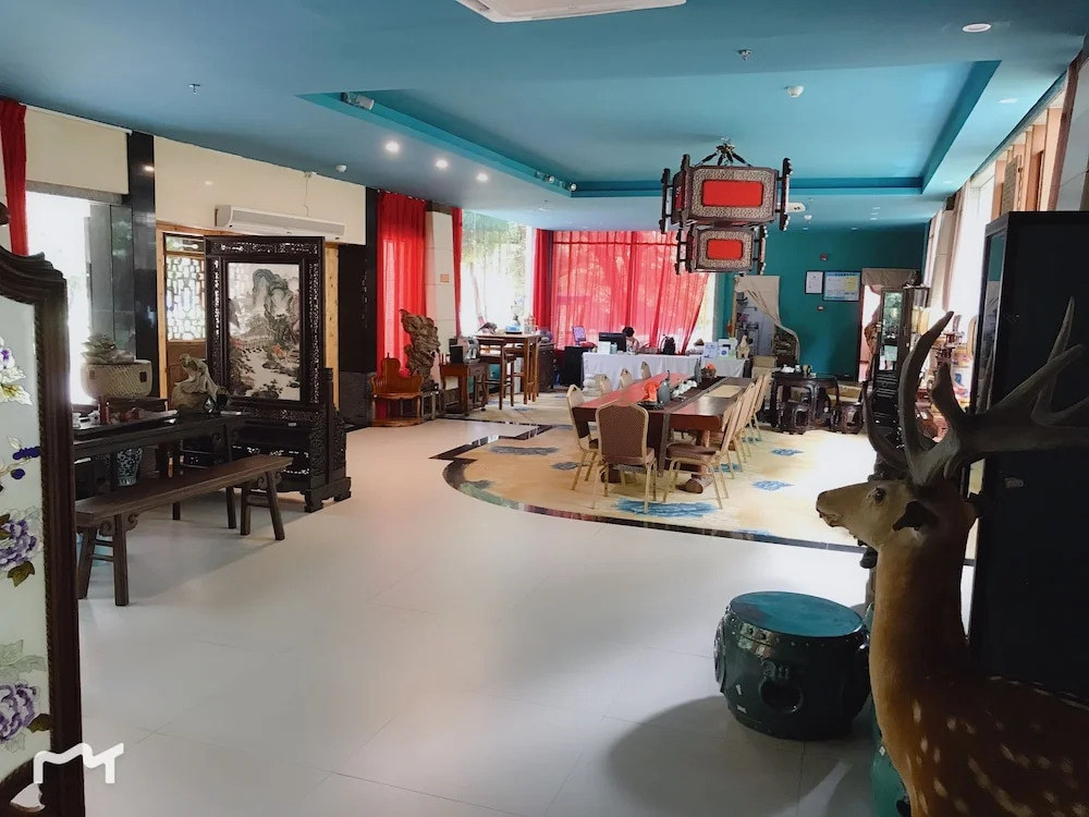 Prdeiction Hotel