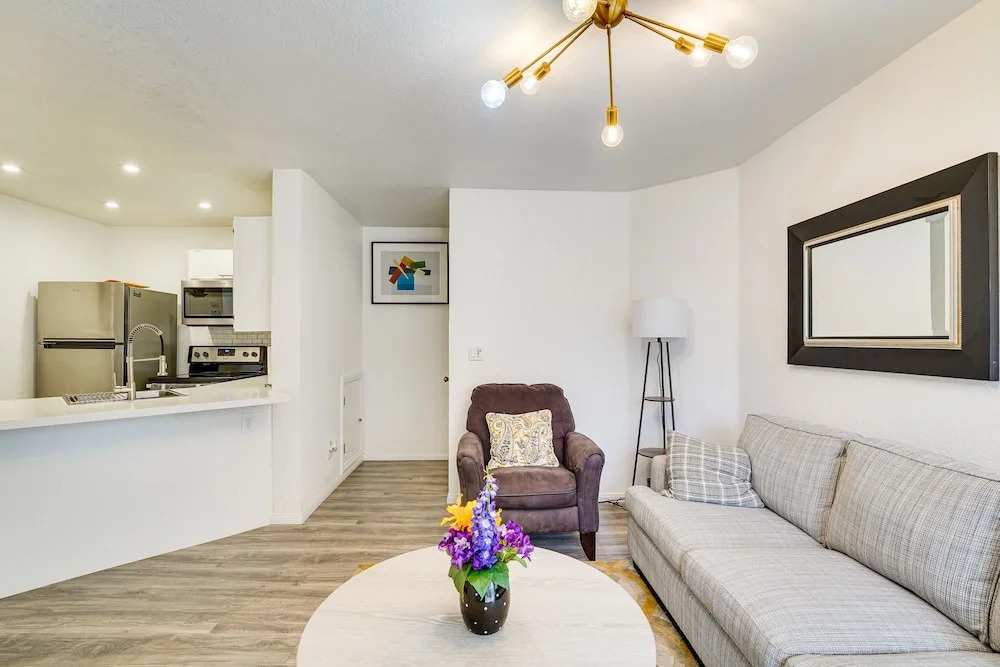 Vacation Rental Near Las Vegas Strip With Pool!