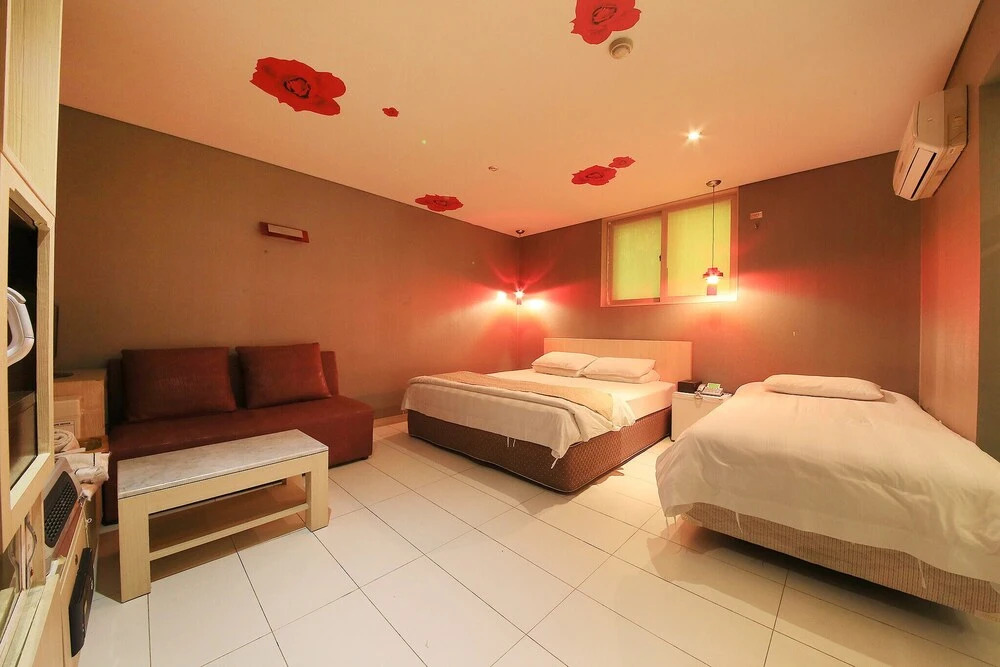 Nowon Film 37.2 Hotel