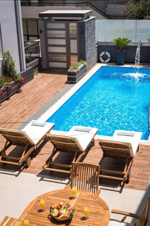 Sun Ray Luxury Apartments