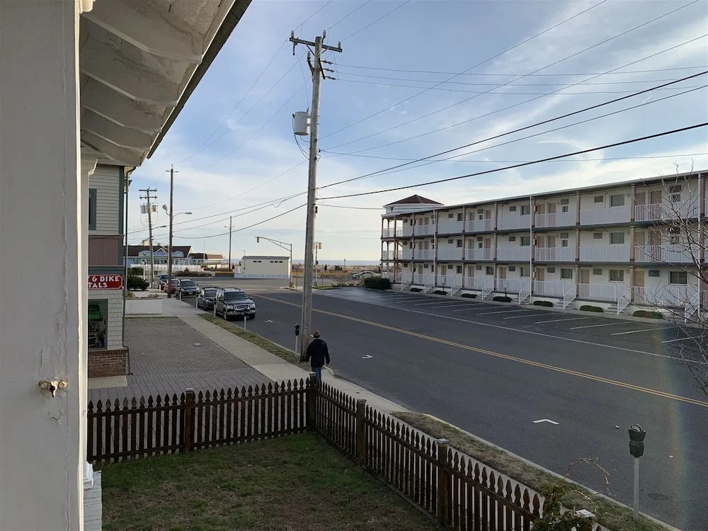 Cm15 Gurney St