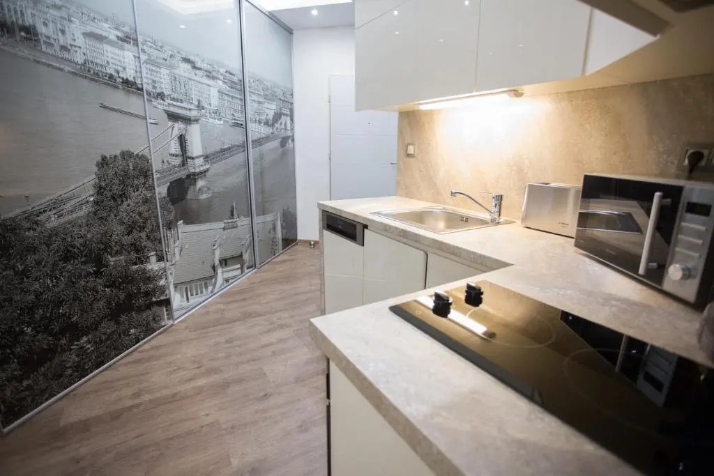 All Seasons Apartments