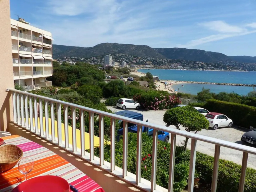Appartement Le Lavandou, 2 pièces, 4 personnes - FR-1-308-61