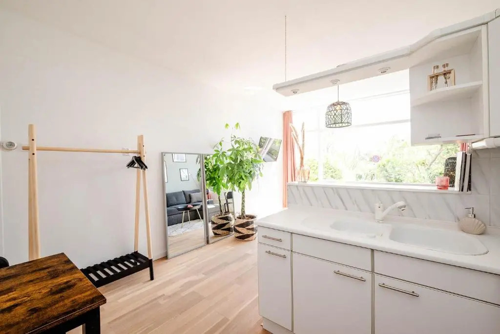 Amsterdam Beach Apartment 1, Private Garden
