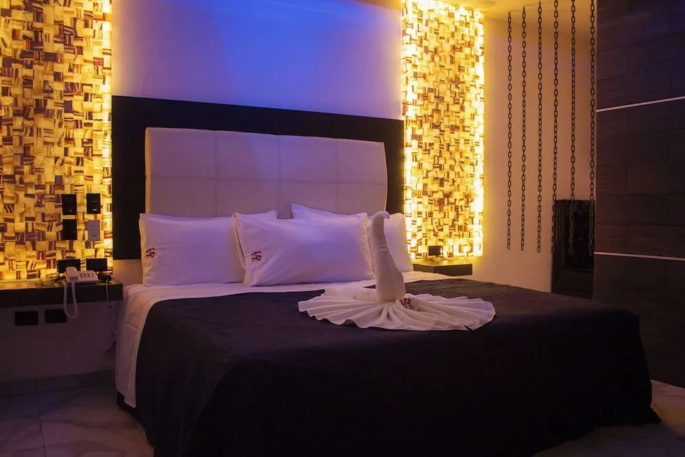 Love Motel