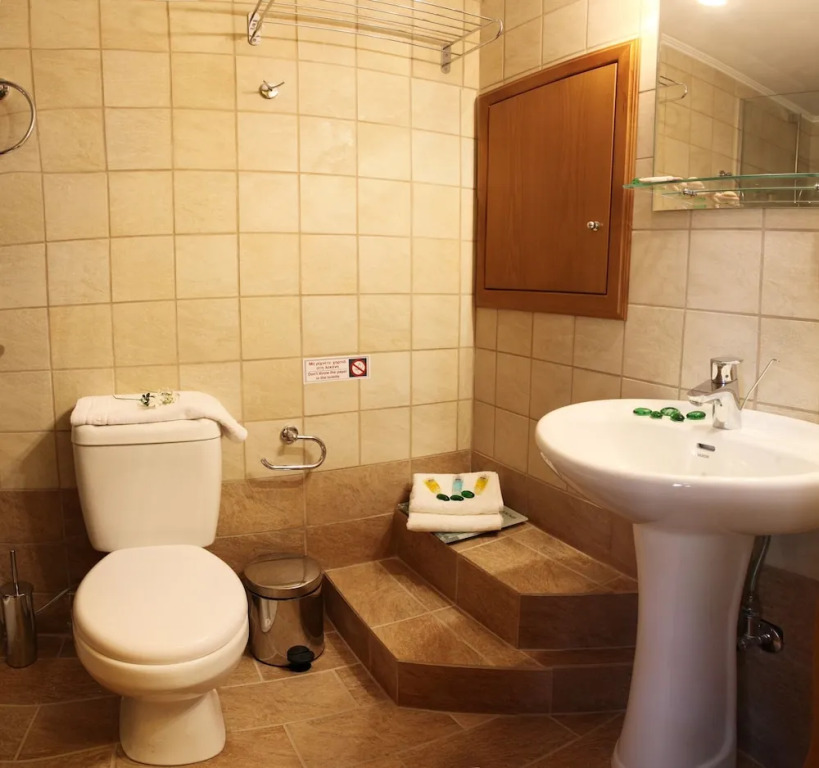Stoes Traditional Suites
