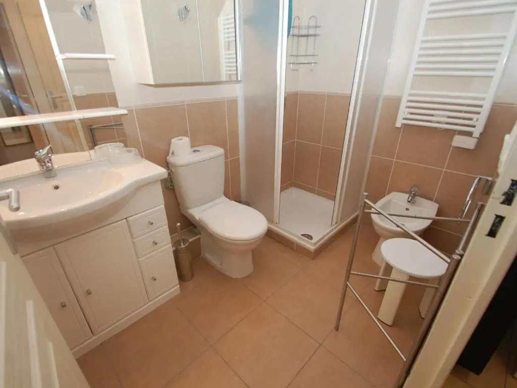 Appartement Menton, 3 pièces, 6 personnes - FR-1-196-270