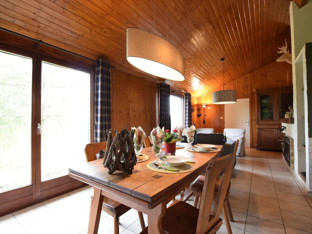 Peaceful Holiday Home in Tenneville near Forest