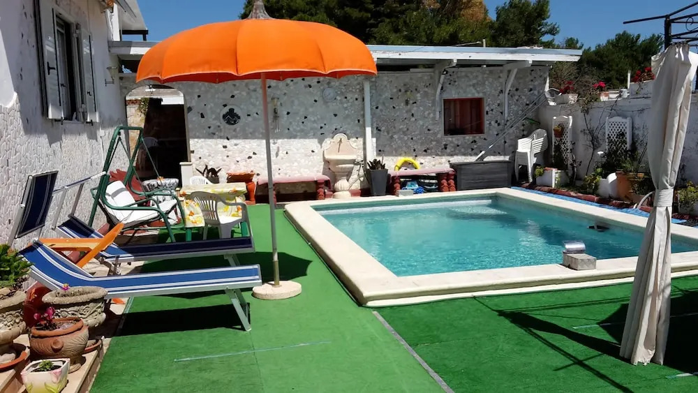 House With 2 Bedrooms in Porto Cesareo , With Pool Access, Furnished G