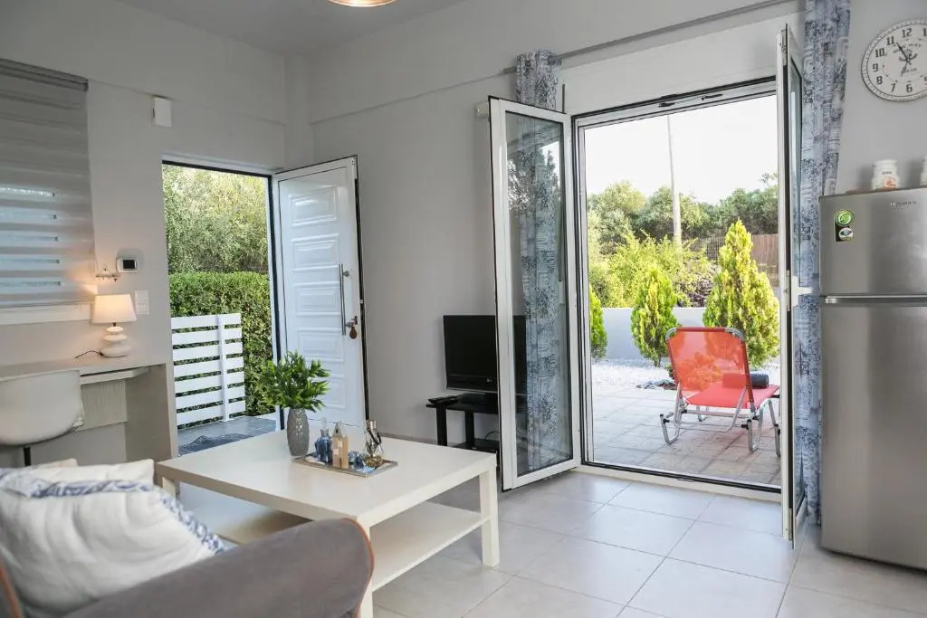 Manos Housing Units