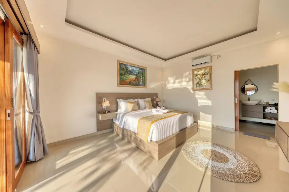 Kelingking Parama Resort