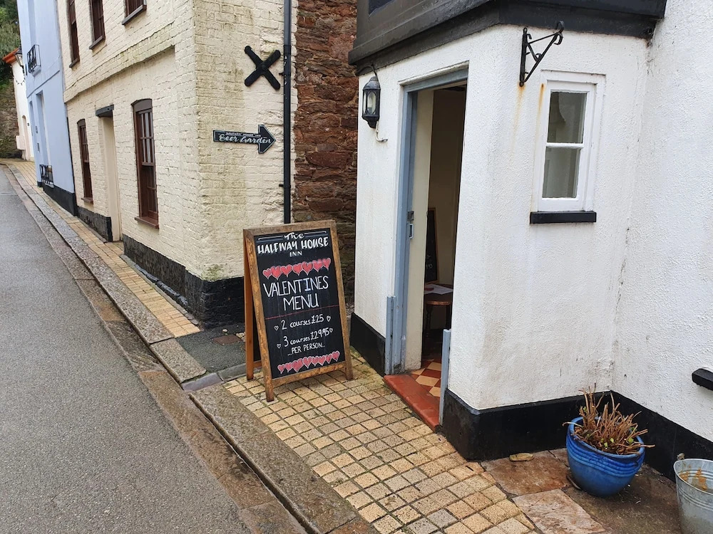 Halfway House Inn
