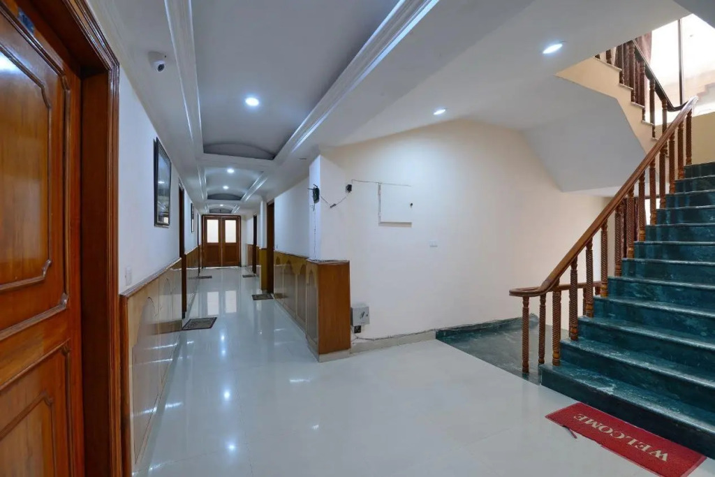 Kashish Residency - Premium Rooms
