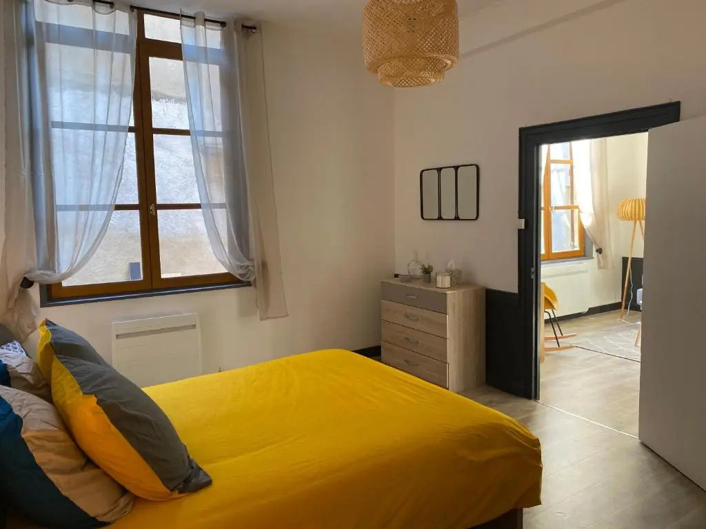 joli appartement quartier historique, 5 pers
