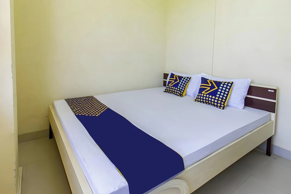 OYO Life 93399 Kos Batulayar
