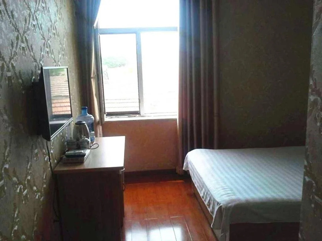 Huadu Business Inn