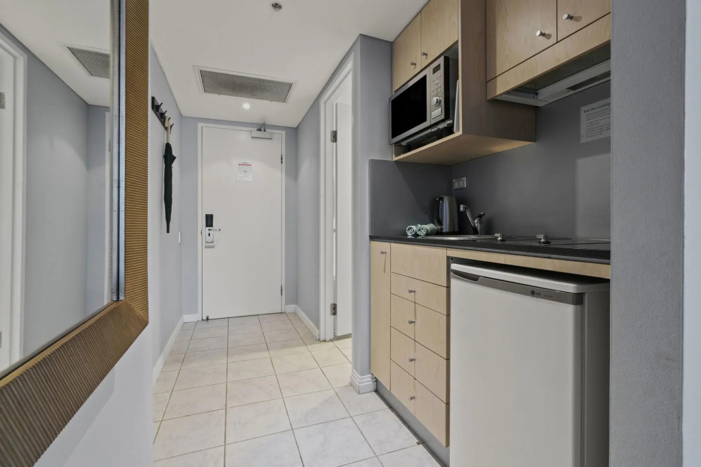 Convenient City Abode