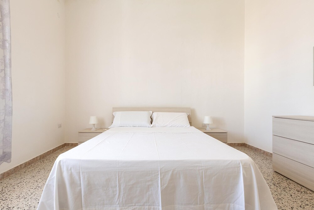 2850 Residence Bellavista - App 4 PP by Barbarhouse