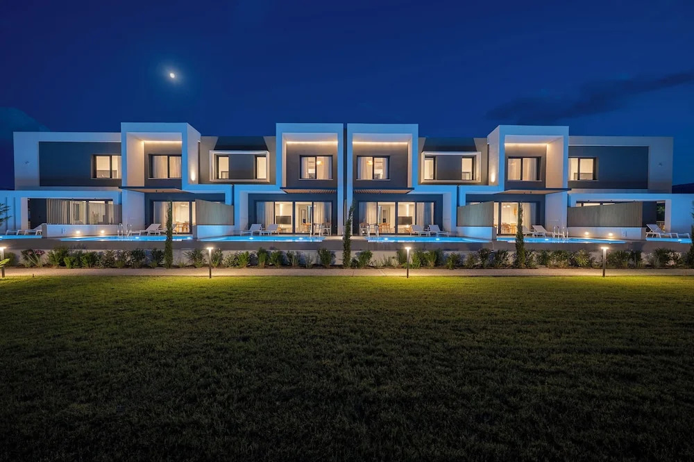 Viridian Exclusive Villas