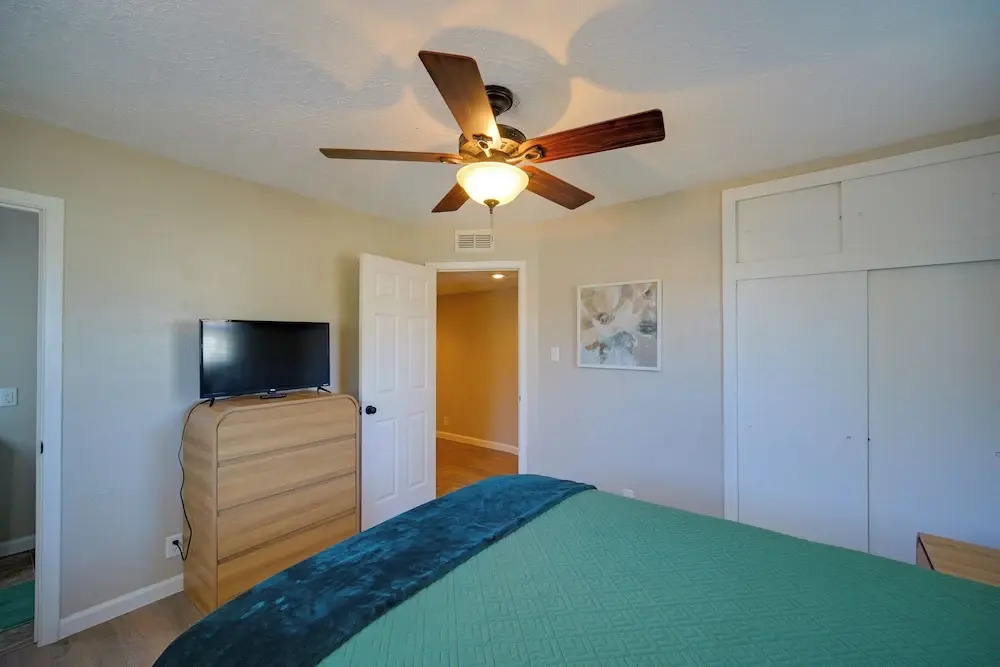 1 Mi to Enmu: Portales Family Home w/ Yard!
