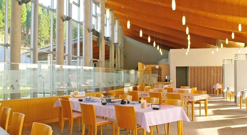 Higashiyama Onsen Maple Plaza