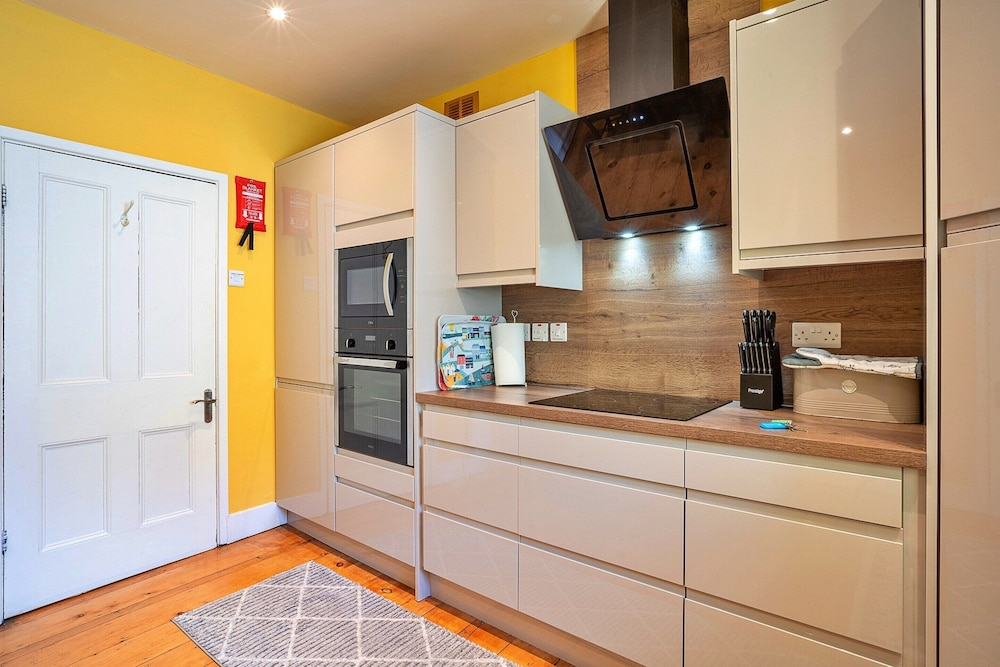 Apartment in Beaumaris With Snowdonia Views