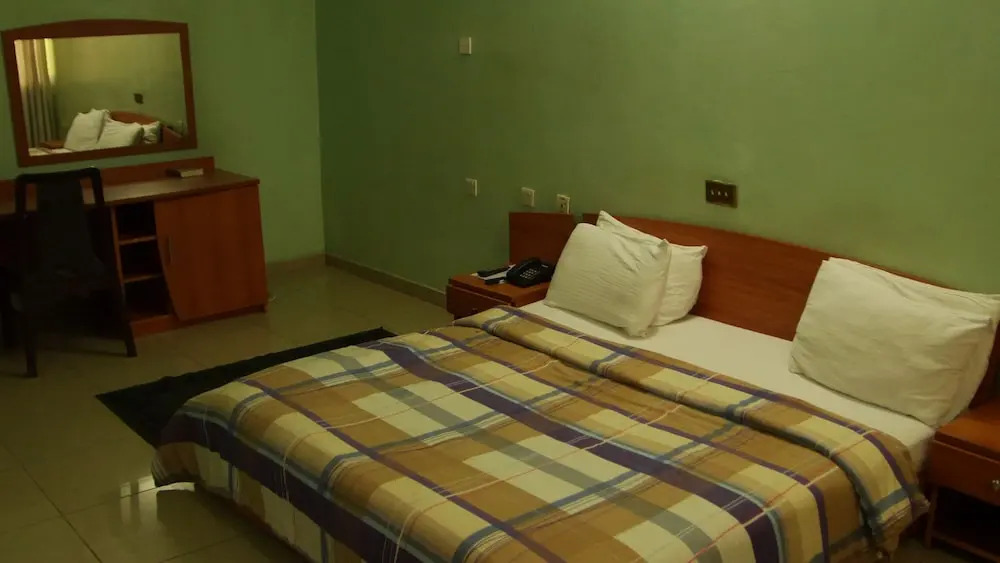 The Grant Suites