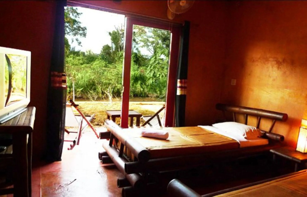 Akha River House