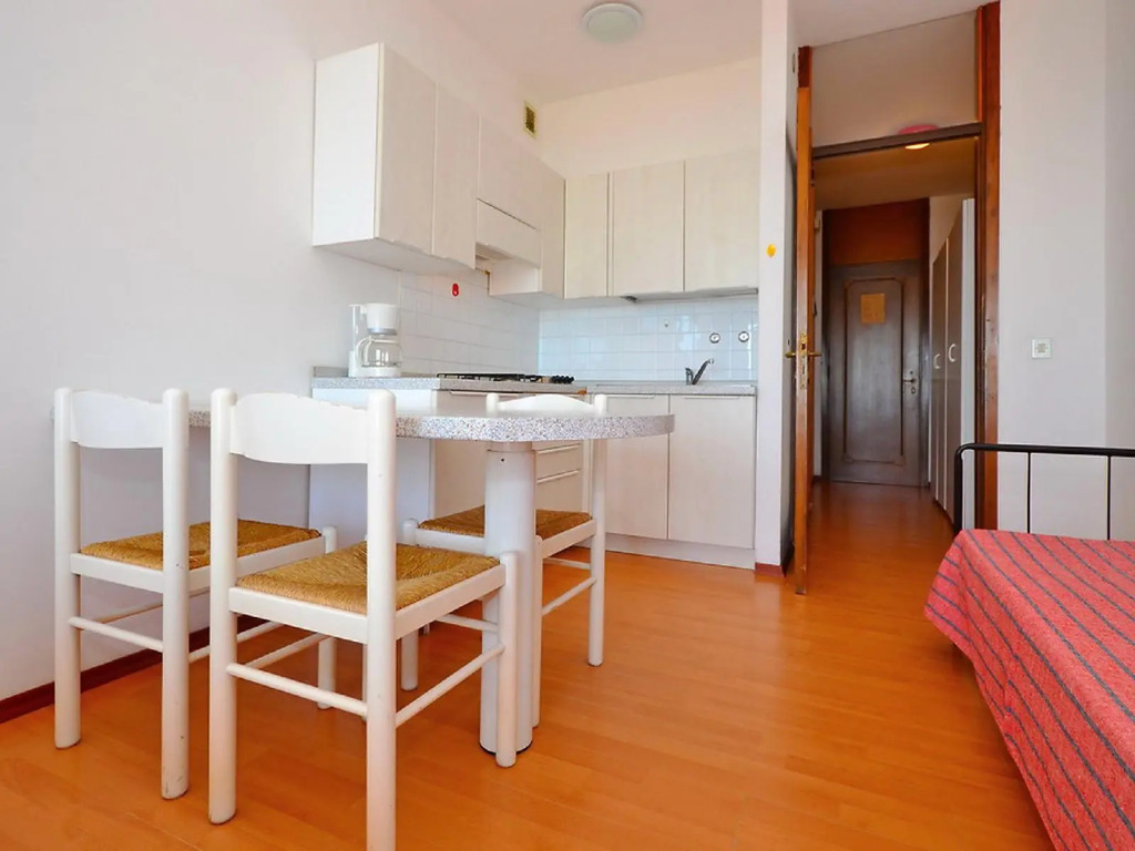 Condominio International - One Bedroom No.4