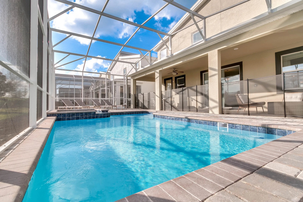 9 Bedrooms / 5 Bathrooms / Champions Gate (8824 CB), Davenport, US
