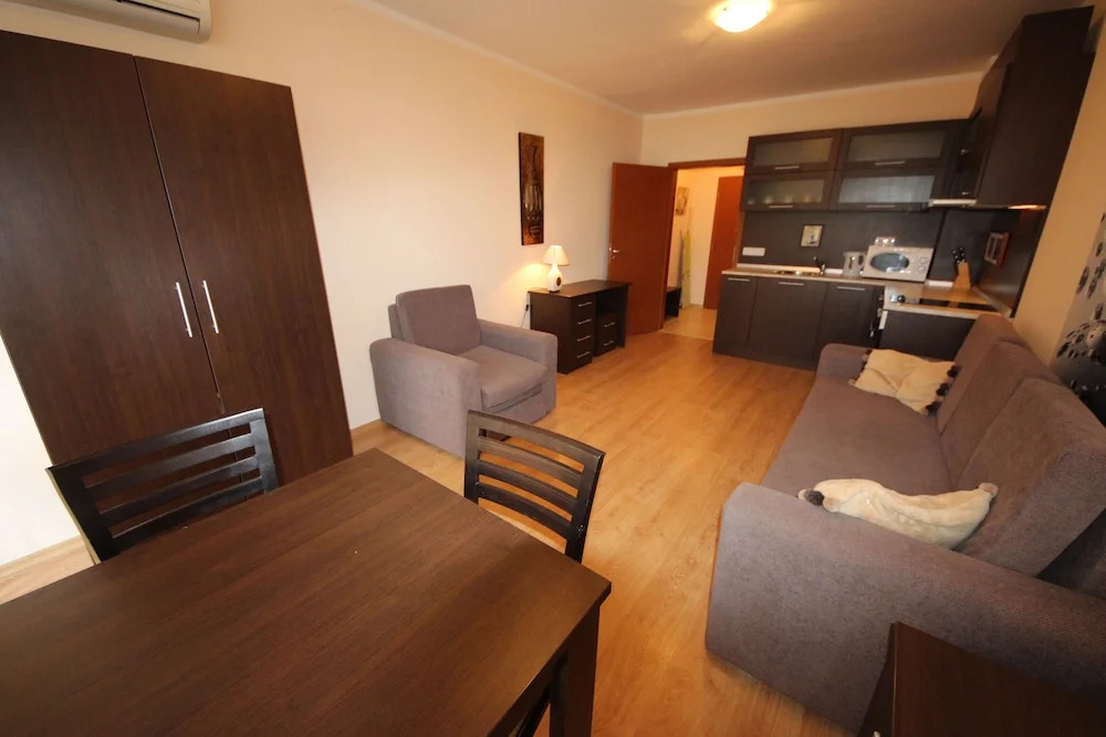 Menada Chateau Valon Apartments