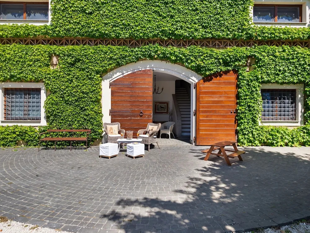 Scenic Apartment in Rome near Lago di Martignano