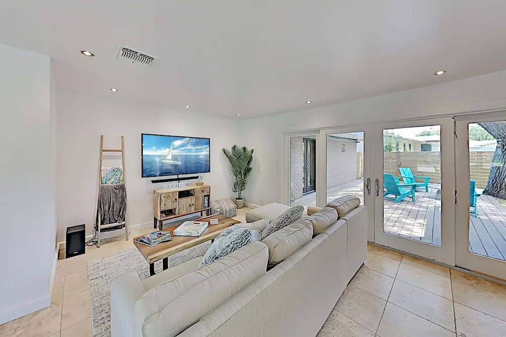 Little Bay Shores Near Rockport Beach 3 Bedroom Home