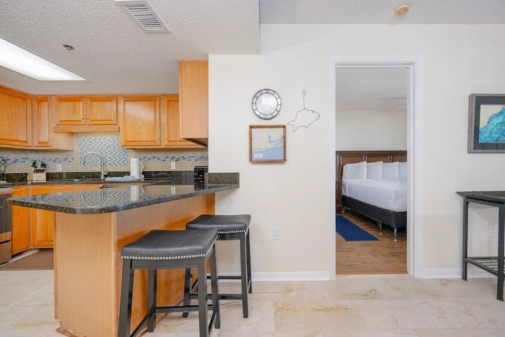 Phoenix V 209 2 Bedroom Condo