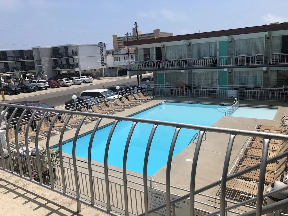 Panoramic Motel & Apartments