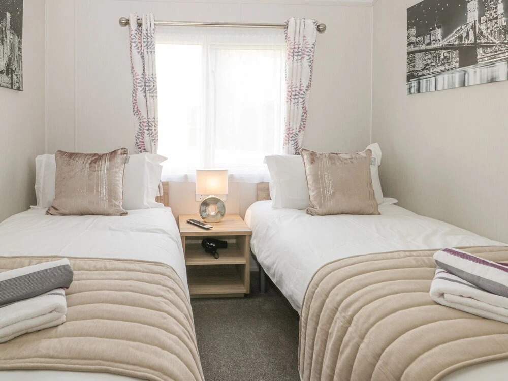 Stylish Lodge set in the Sand le Mere Holiday Park