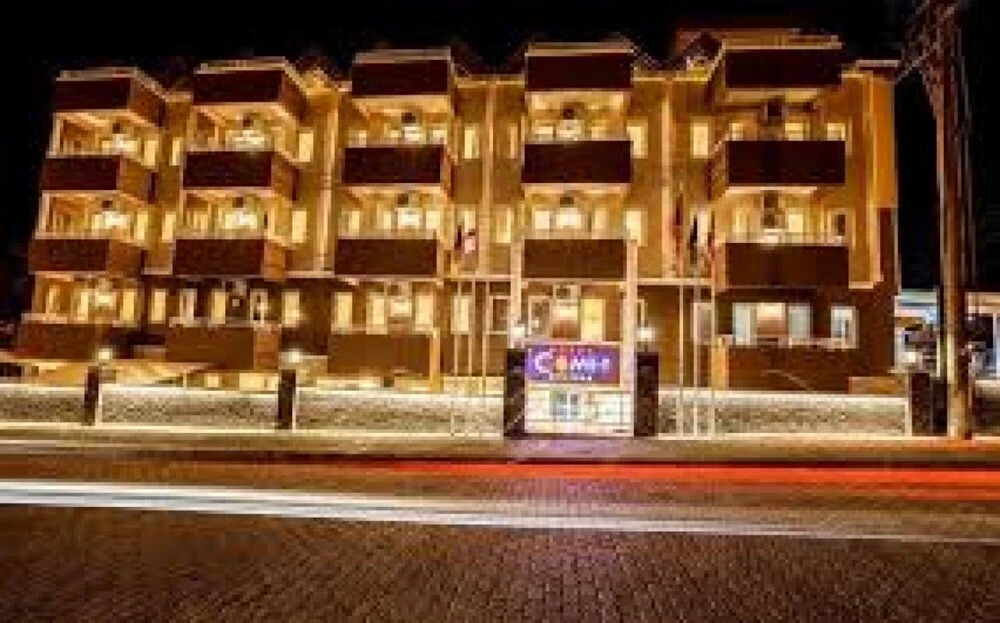 Comfortable Family Room With Balcony With Access to Private Beach in Marmaris