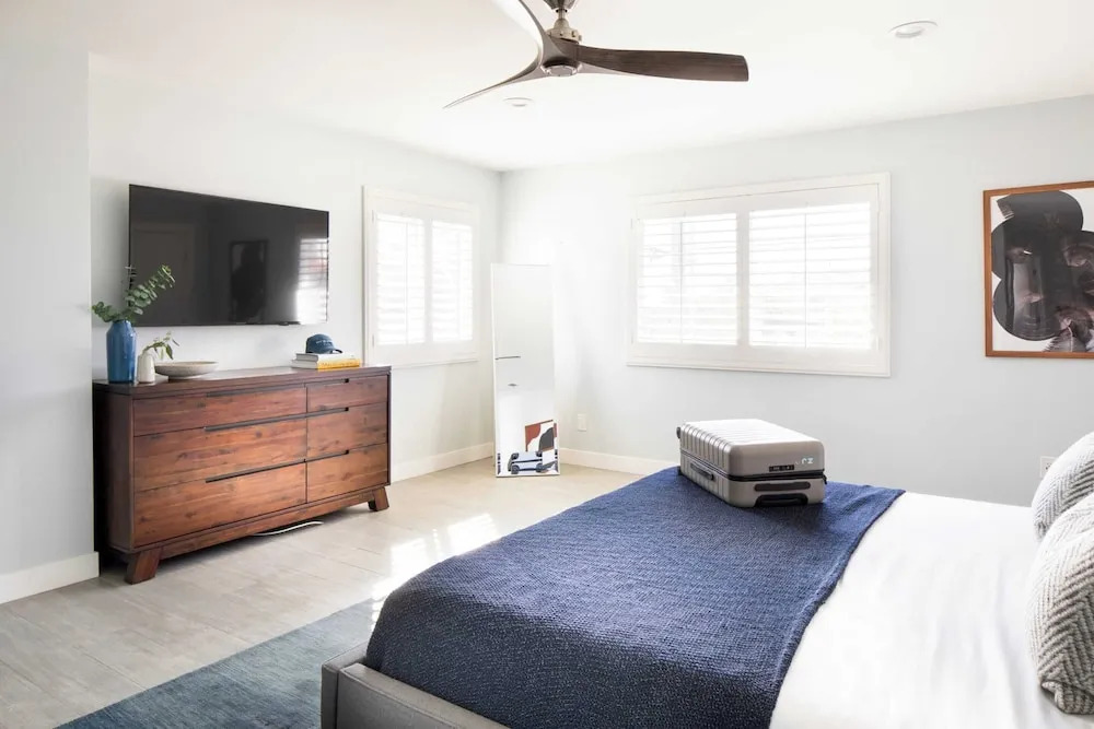 Indigo By Avantstay Sleek & Charming Home 2 Blks From Bay w/ Hot Tub!