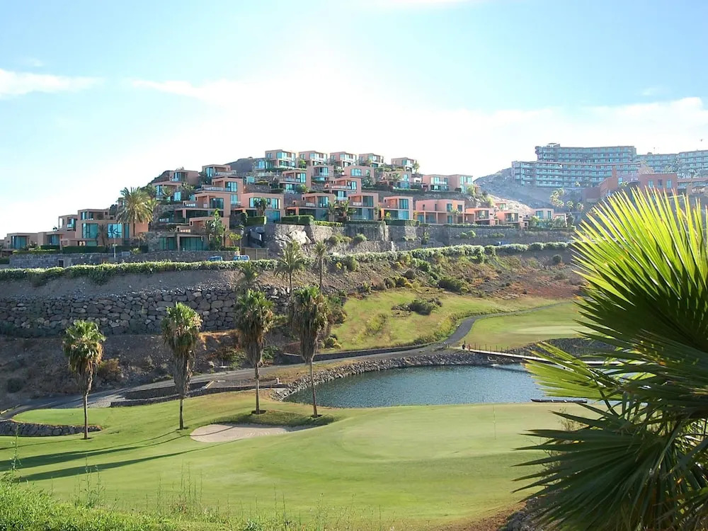 Villa With Pool in Salobre Golf Resort Golfers 2