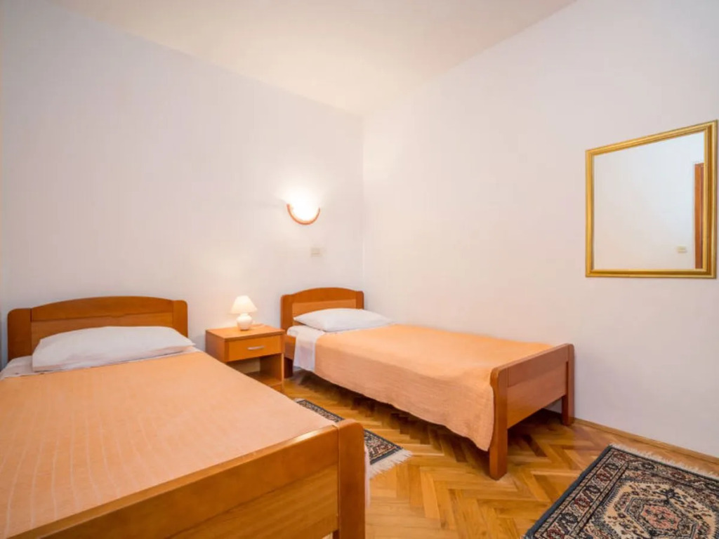 Apartment Fuma St.Georges-de-Montclard 16356