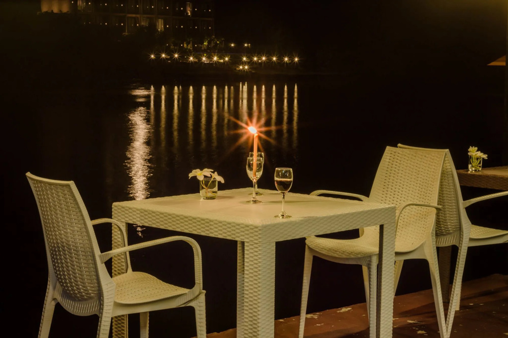 Riverpool Resort