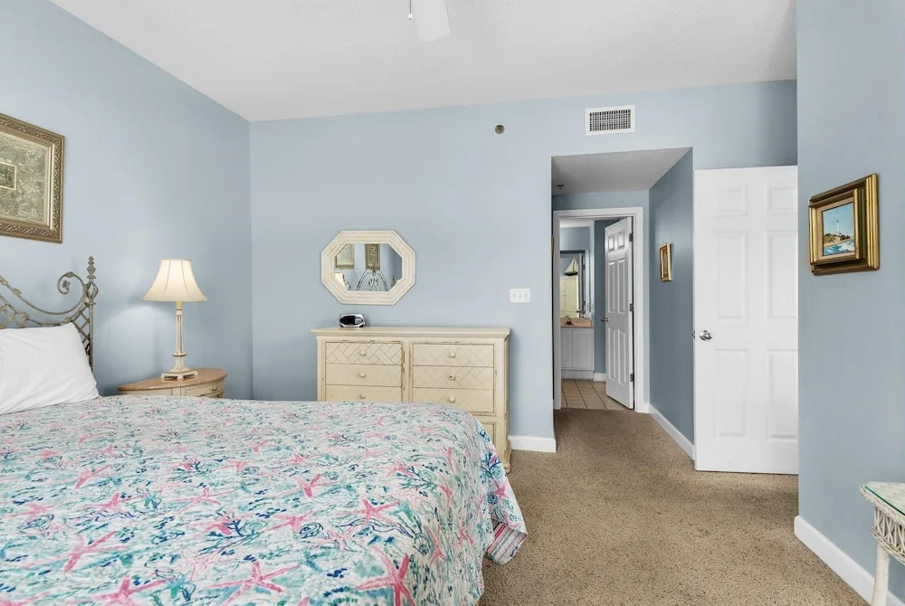 Santa Rosa Towers unit 1202