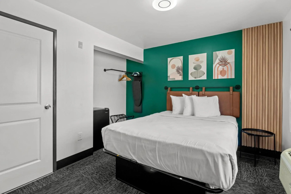 Hollywood Le Bon Hotel