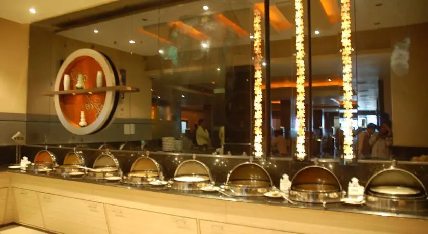 Hotel Sitara Royal