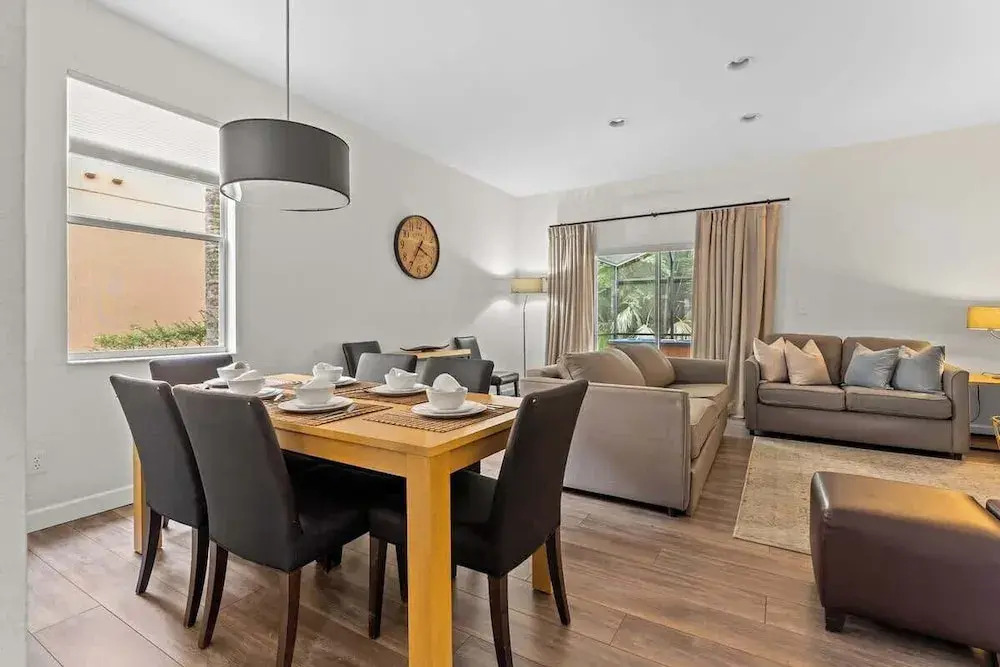 Pet Friendly 4 BR With Hot Tub