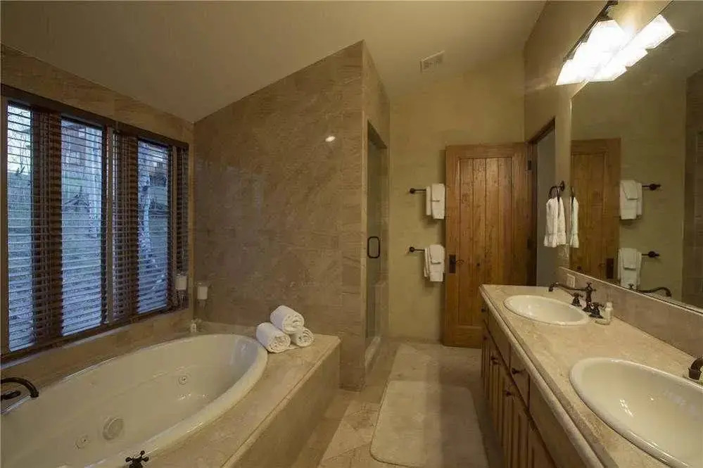 Adams Ranch Retreat by Telluride Resort Lodging
